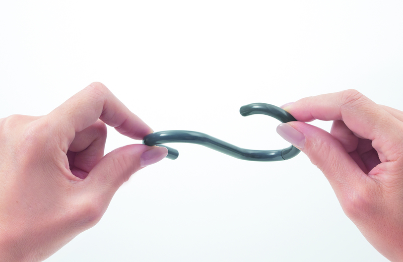 Gancio appendiabiti grande a S resistente